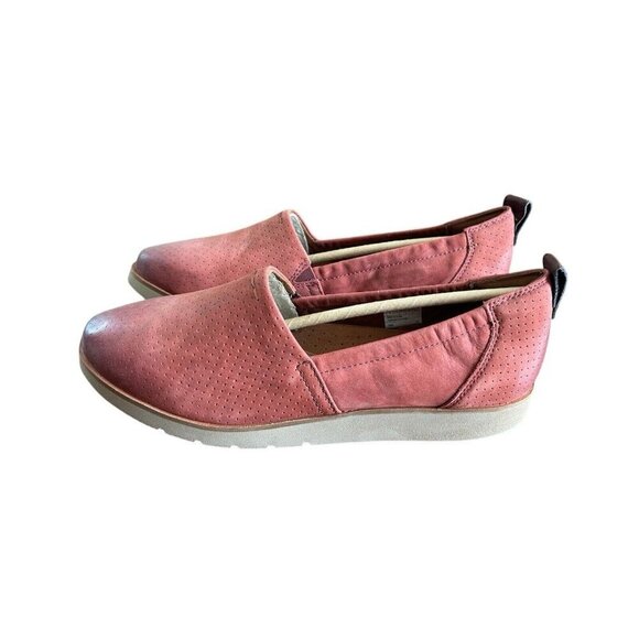 Cobb Hill Women's Slip-on 10 M Red Rust Flat Loafers Suede Closed Toe NEW - Picture 1 of 5